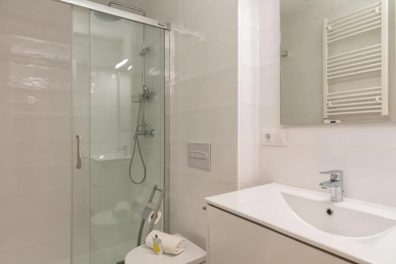 Апартаменты Flateli Rambla 5 3-1 Жирона